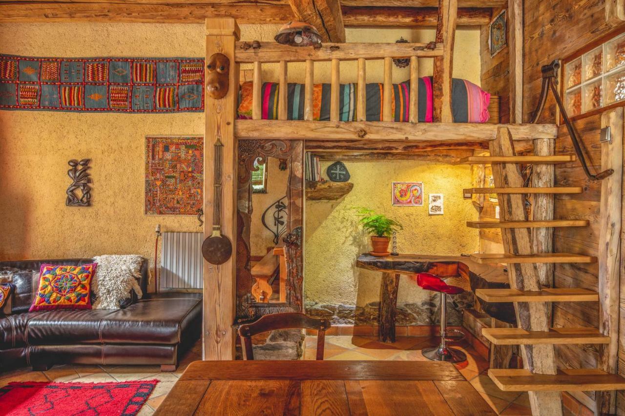 The Dragon Barn - Studio Ascou Екстер'єр фото